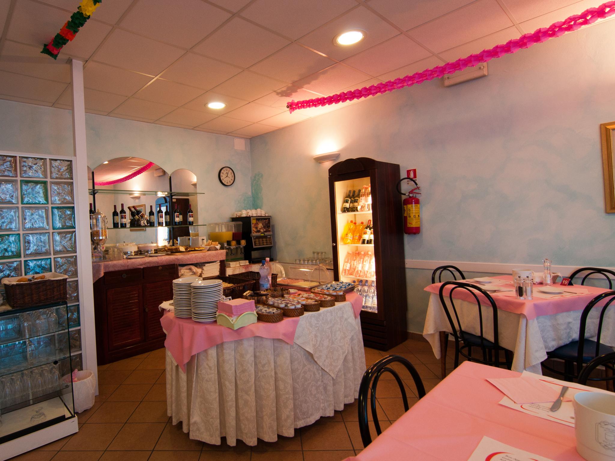 Hotel Savina Rimini Kültér fotó